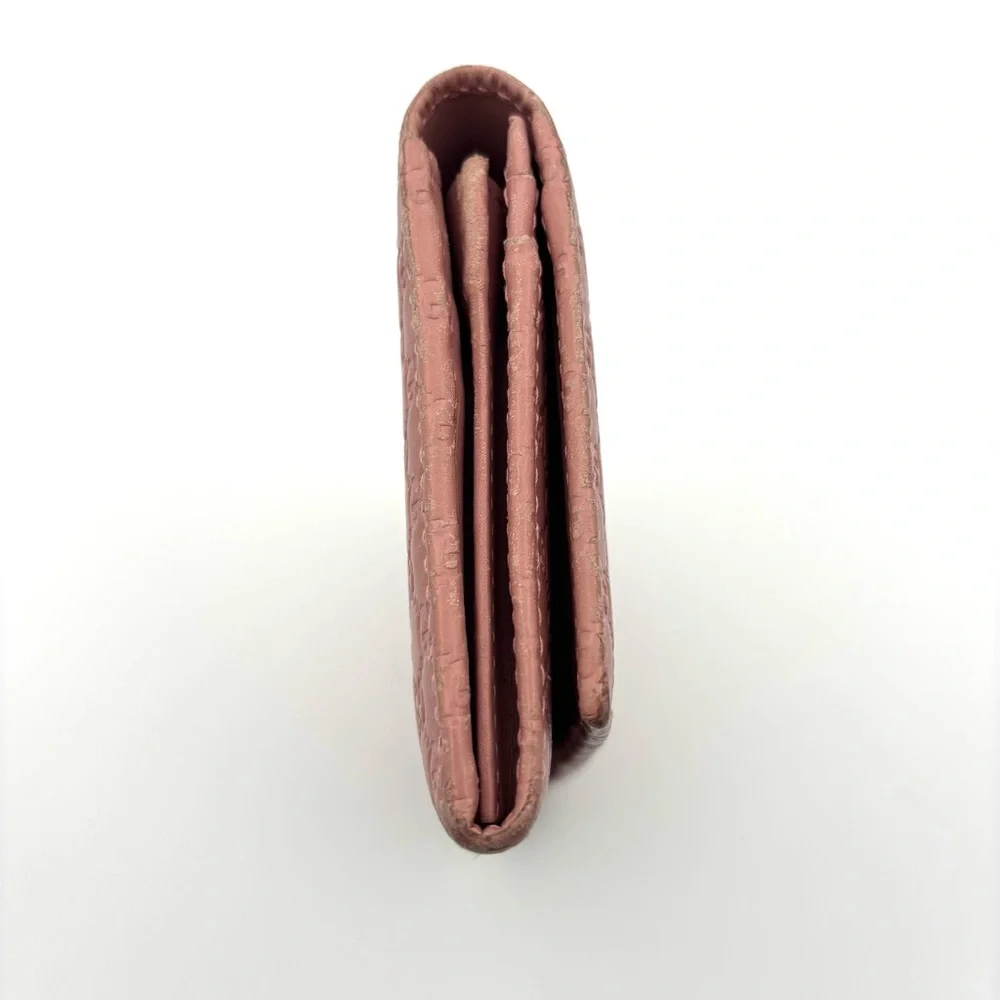 Gucci Pink Leather Wallet with Quilted Design